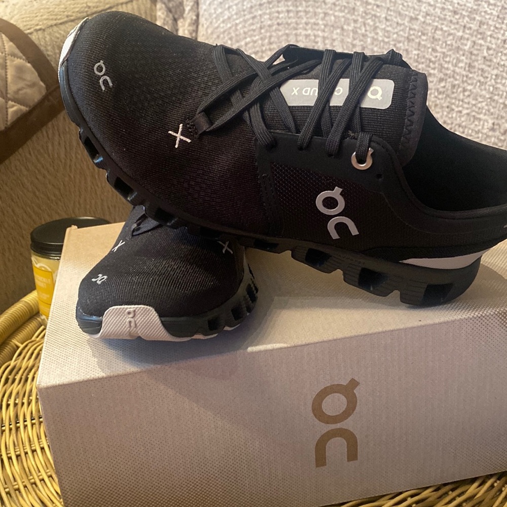 Cloud X3 sneakers